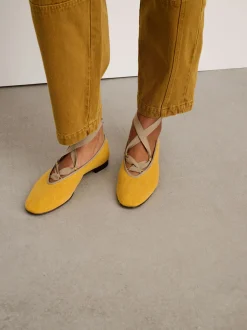 Sale Alex Mill Juliet Italian Flat In Washed Canvas Washed Yellow
